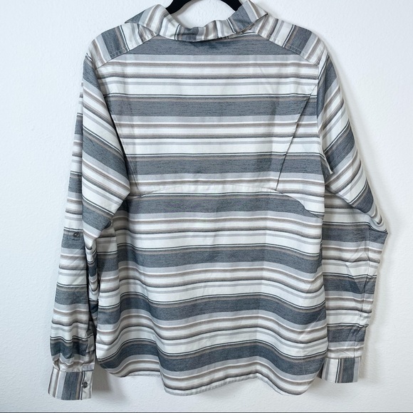 Columbia Ladies Button Down Stripe Long Sleeve Sz XL - Picture 3 of 8